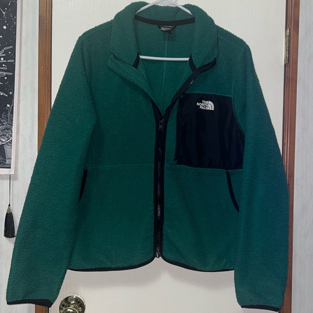 Green North Face 💚✨